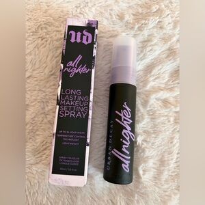 Urban Decay All Nighter Makeup Setting Spray 💜